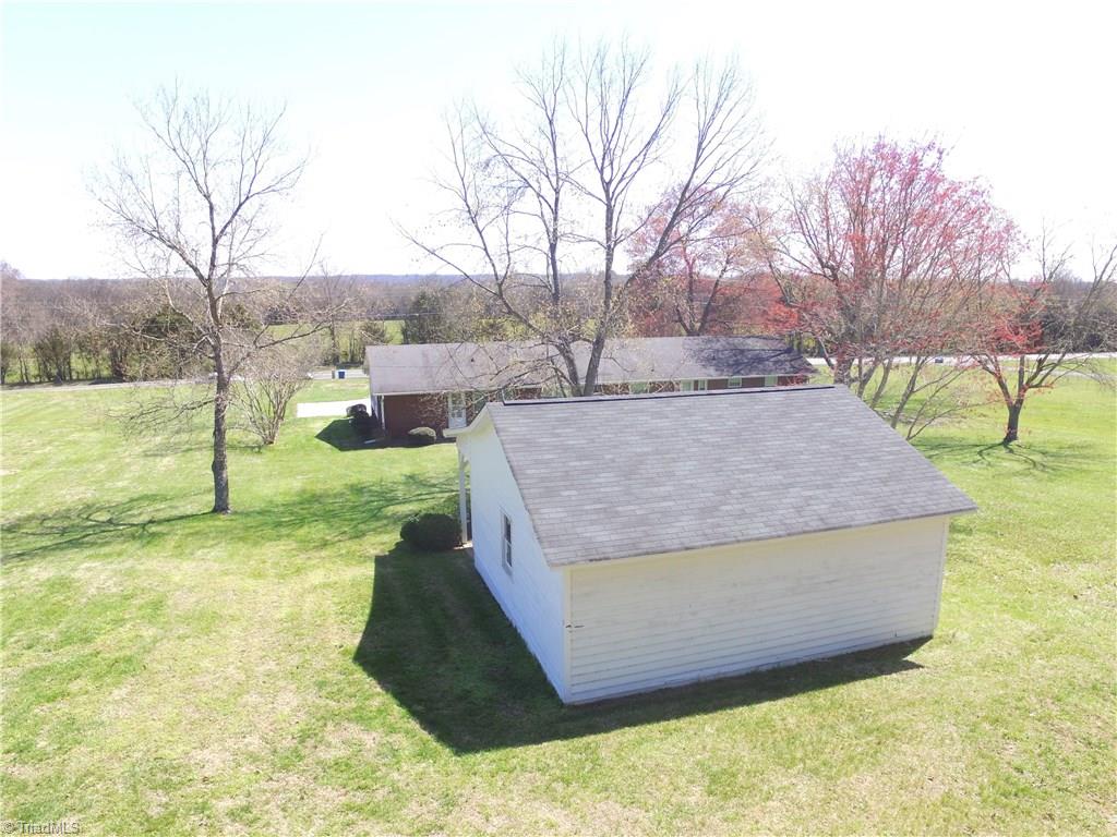 1119 Farmington Road Mocksville, NC 27028 - Photo 8 of 18 Gallery Image 8