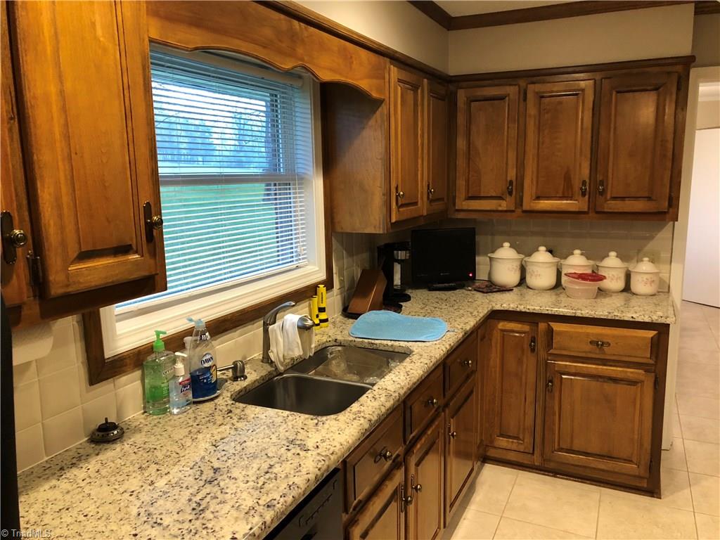 1119 Farmington Road Mocksville, NC 27028 - Photo 10 of 18 Gallery Image 10