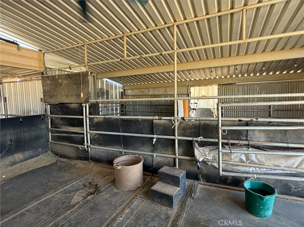 6473 Chevoit Road Phelan, CA 92371 - Photo 49 of 69