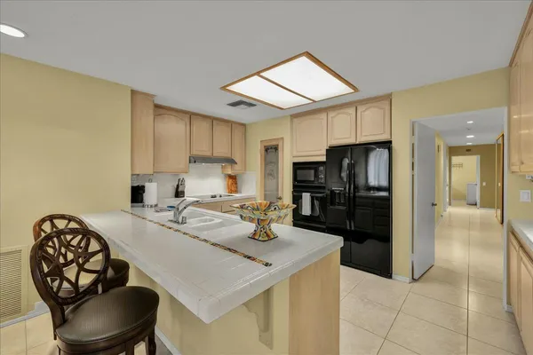$9,500 | 2 Cornell Drive, Rancho Mirage, CA 92270