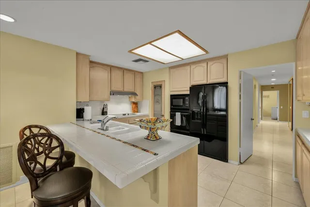 $9,500 | 2 Cornell Drive, Rancho Mirage, CA 92270