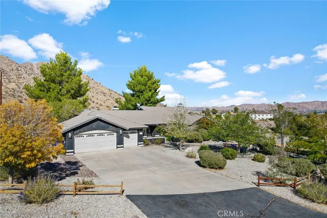 $524,900 | 20058 Rancherias Lane, Apple Valley, CA 92307