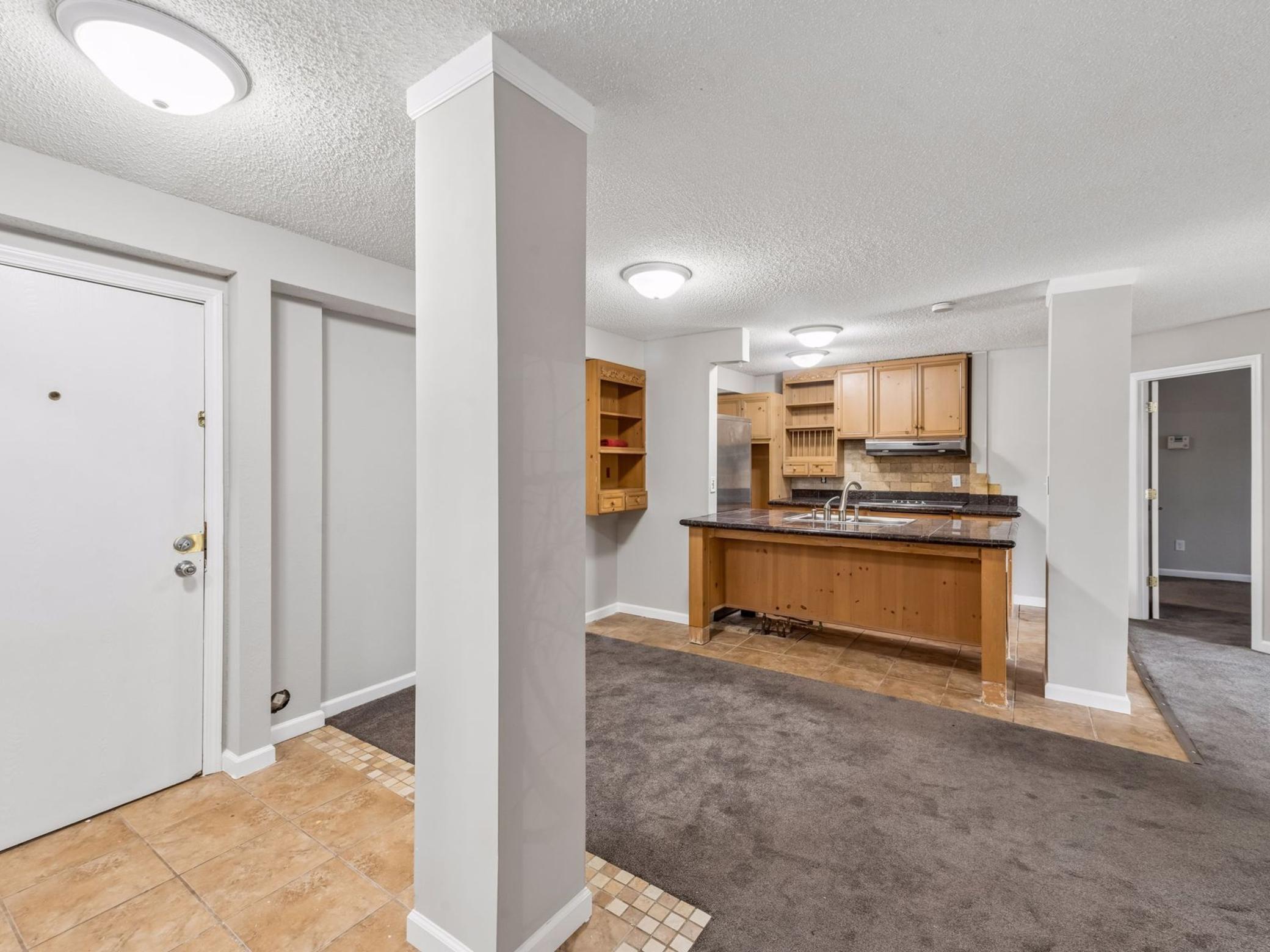 7675 142nd Street West, Unit 109 Apple Valley, MN 55124 - Photo 3 of 32