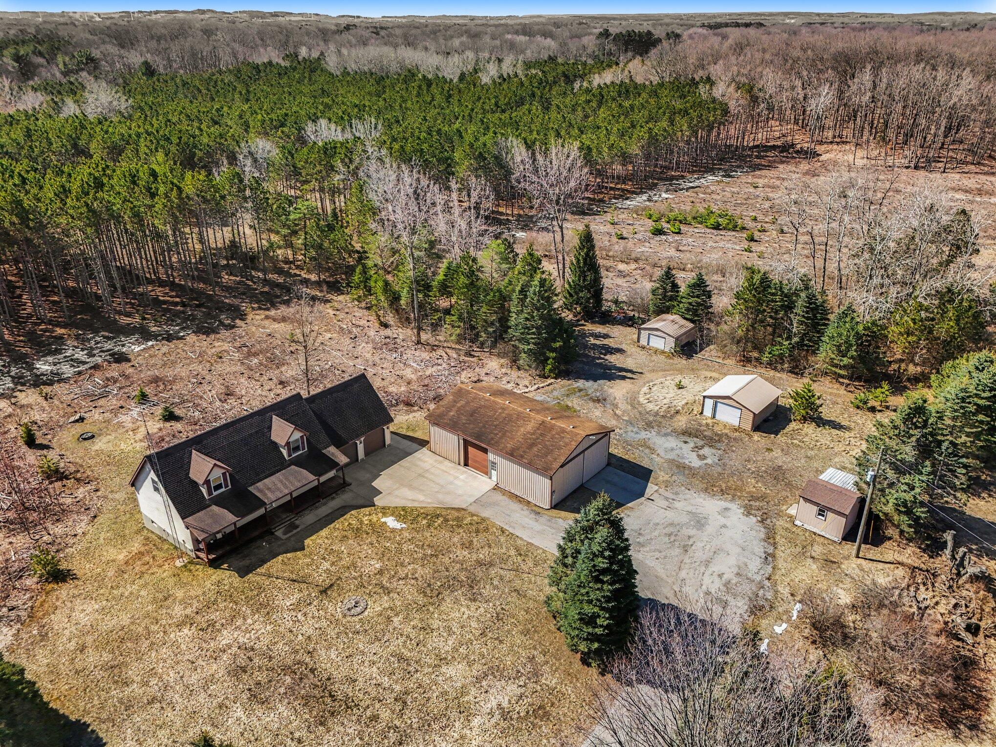 619 South Amber Road Scottville, MI 49454 - Photo 8 of 41 Aerial photo