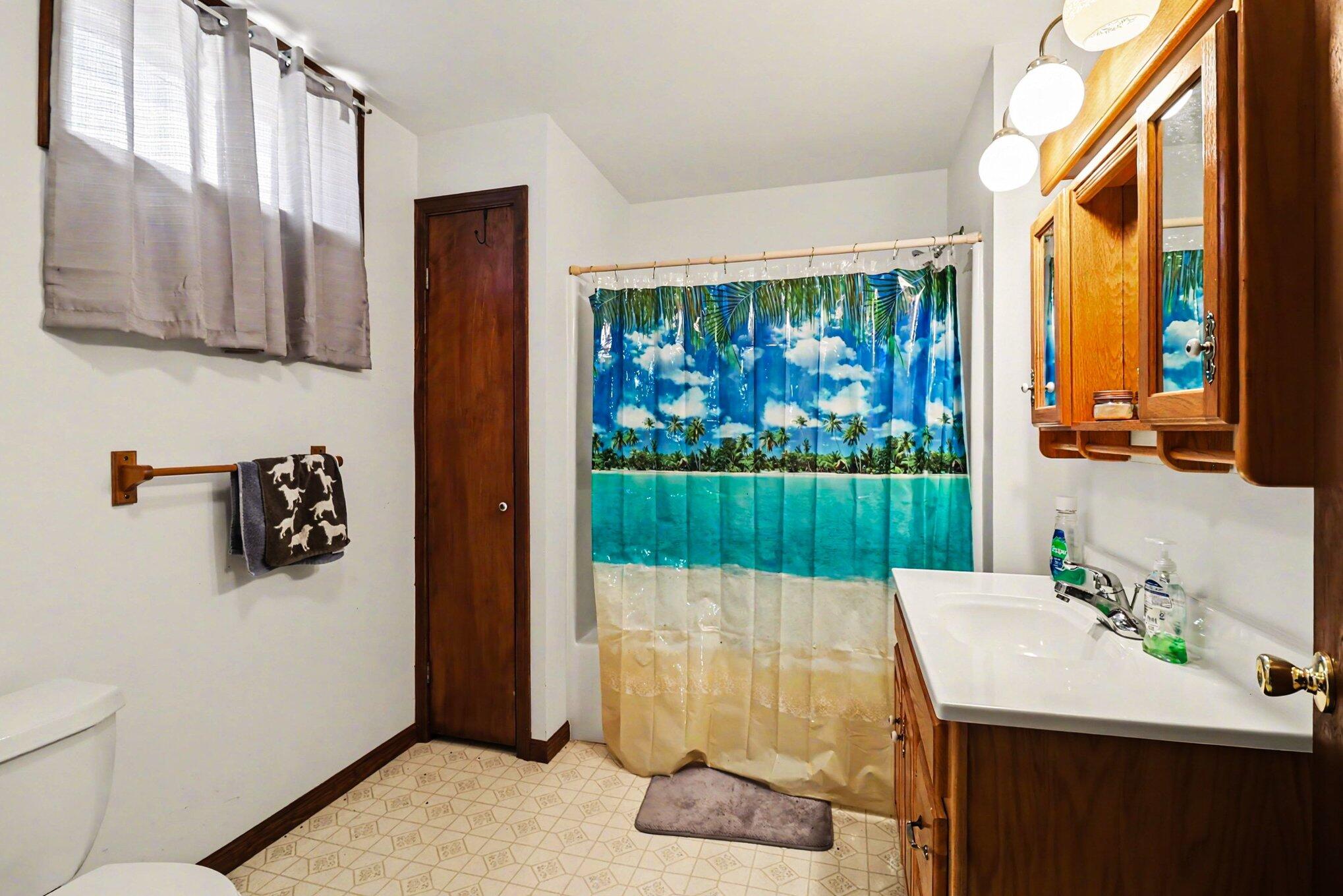 619 South Amber Road Scottville, MI 49454 - Photo 33 of 41 Basement Bathroom 4