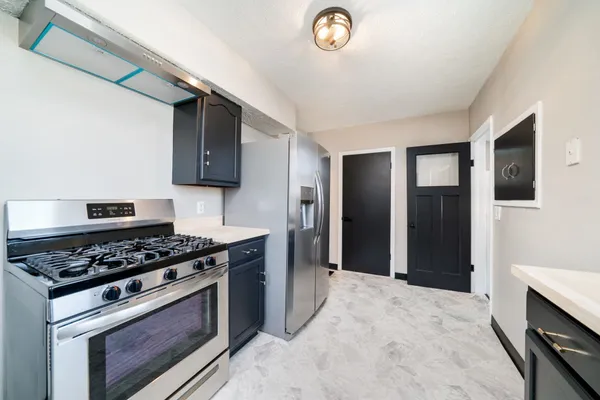 $215,000 | 1208 Whitney Boulevard, Belvidere, IL 61008