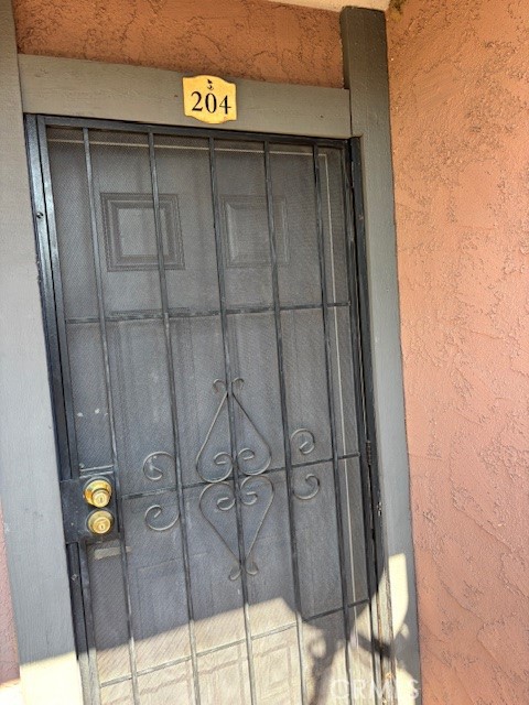 23302 Marigold Avenue, Unit Y204 Torrance, CA 90502 - Photo 3 of 16 a close view of shower