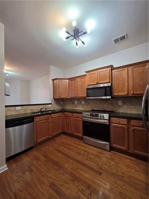 3090 Branham Drive Atlanta, GA 30360 - Photo 4 of 32