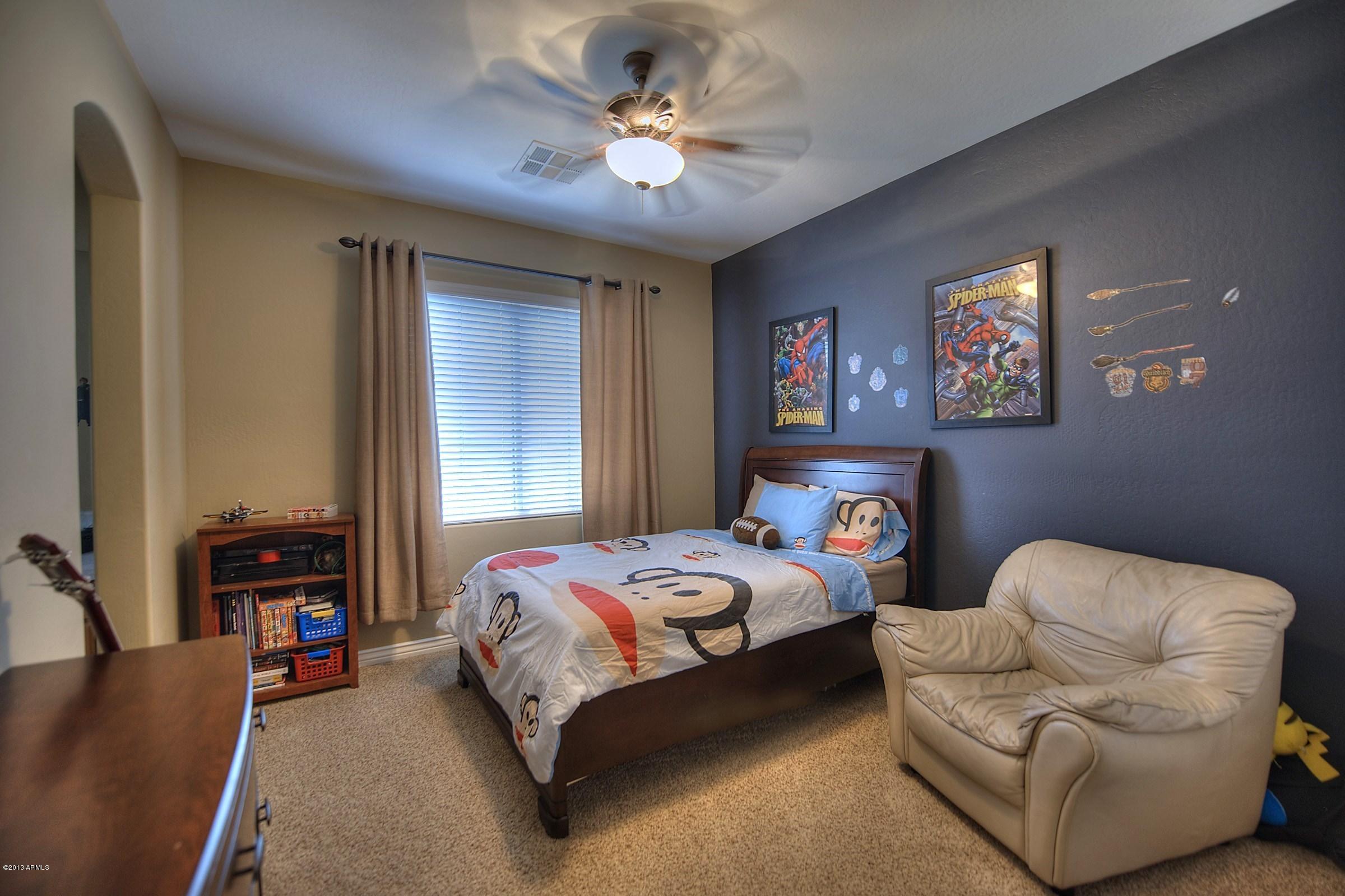 9702 East Mountain Spring Road Scottsdale, AZ 85255 - Photo 19 of 28 Huge Guest Room