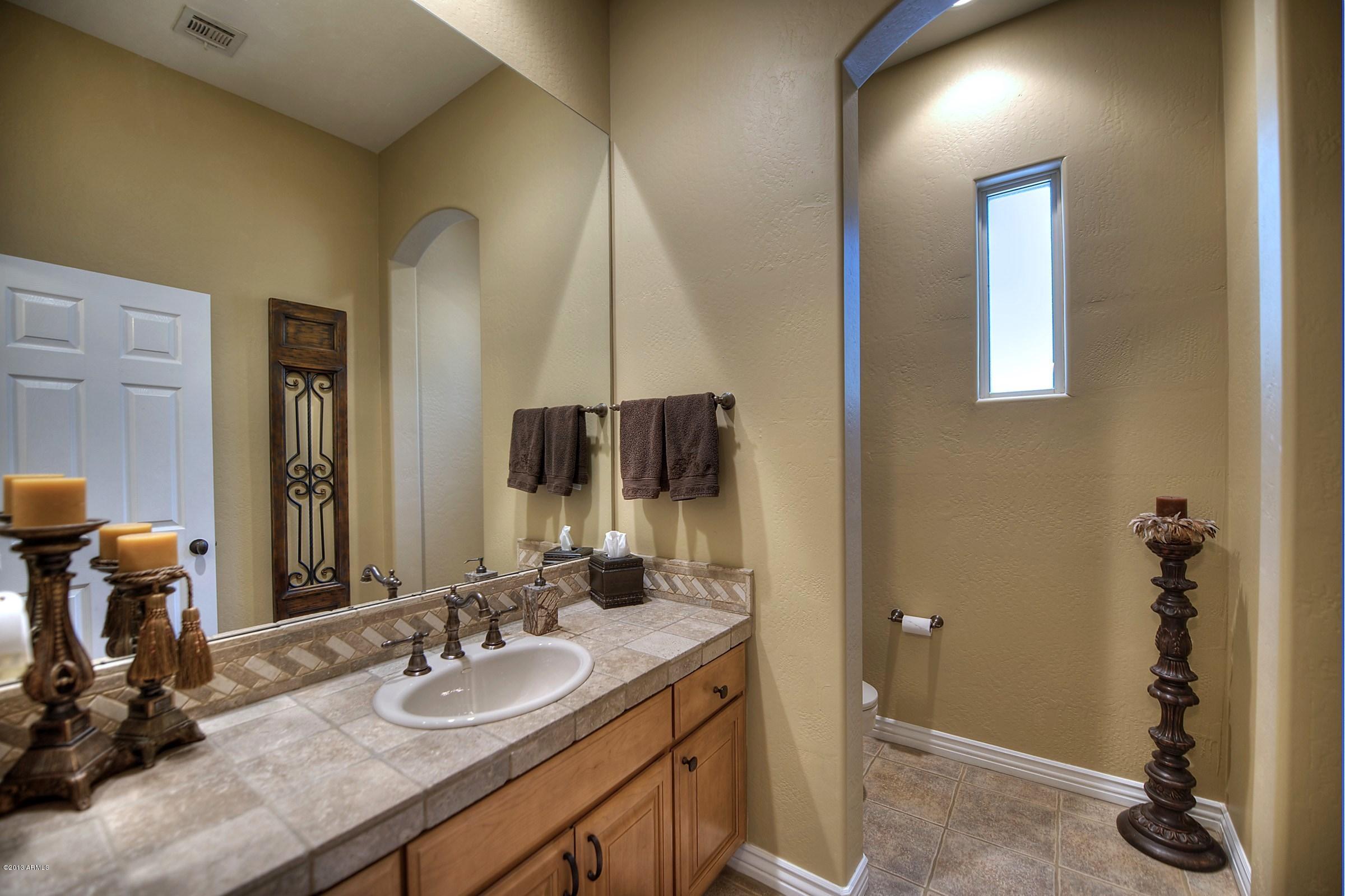 9702 East Mountain Spring Road Scottsdale, AZ 85255 - Photo 20 of 28 Large Powder Room