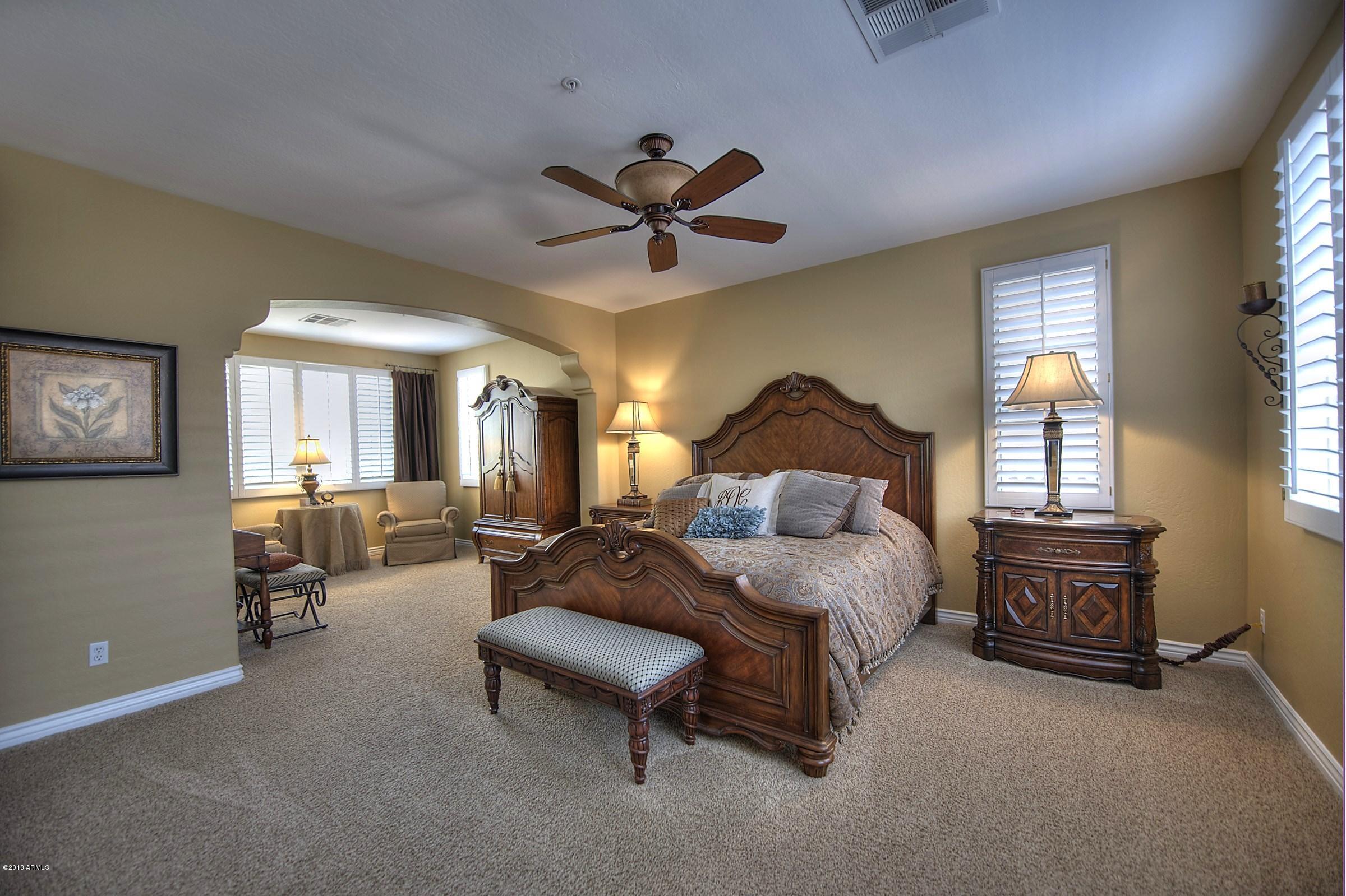 9702 East Mountain Spring Road Scottsdale, AZ 85255 - Photo 9 of 28 Beautiful Master Bedroom