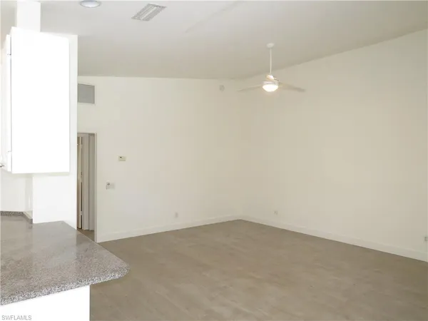 $2,800 | 3387 Cayman Lane, Naples, FL 34119