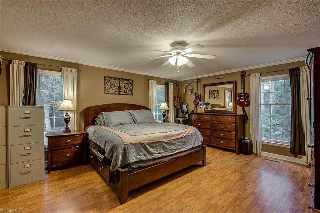 1849 Burney Road Asheboro, NC 27205 - Photo 11 of 30 Gallery Image 11