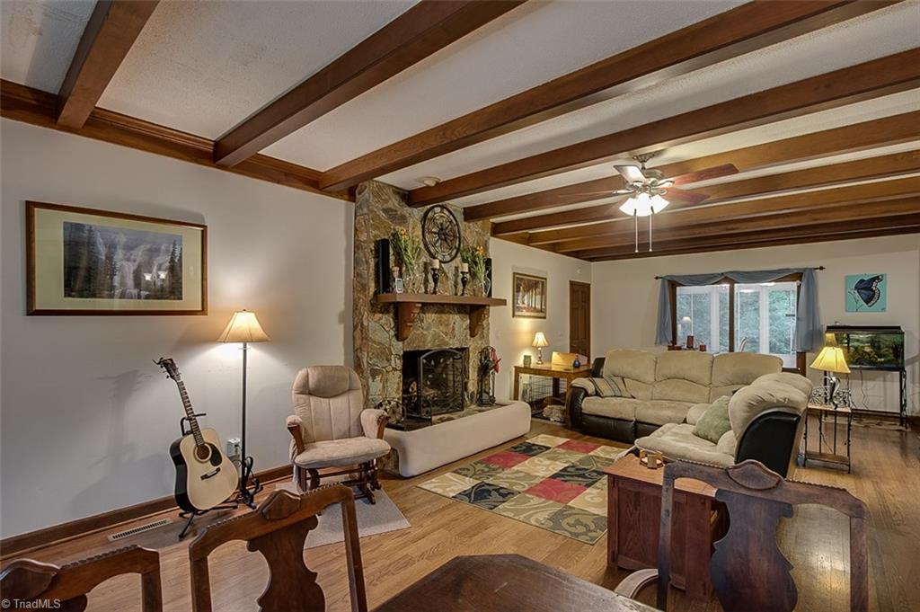 1849 Burney Road Asheboro, NC 27205 - Photo 4 of 30 Gallery Image 4