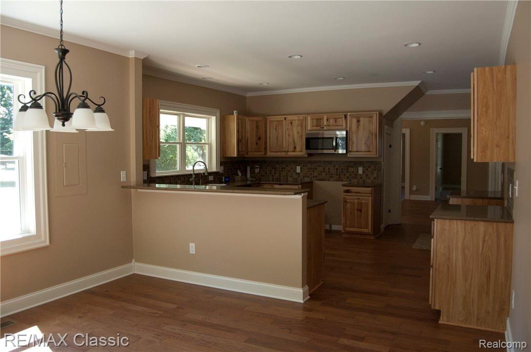 2038 Covert Road Burton, MI 48509 - Photo 6 of 25 6Kitchen2.jpg