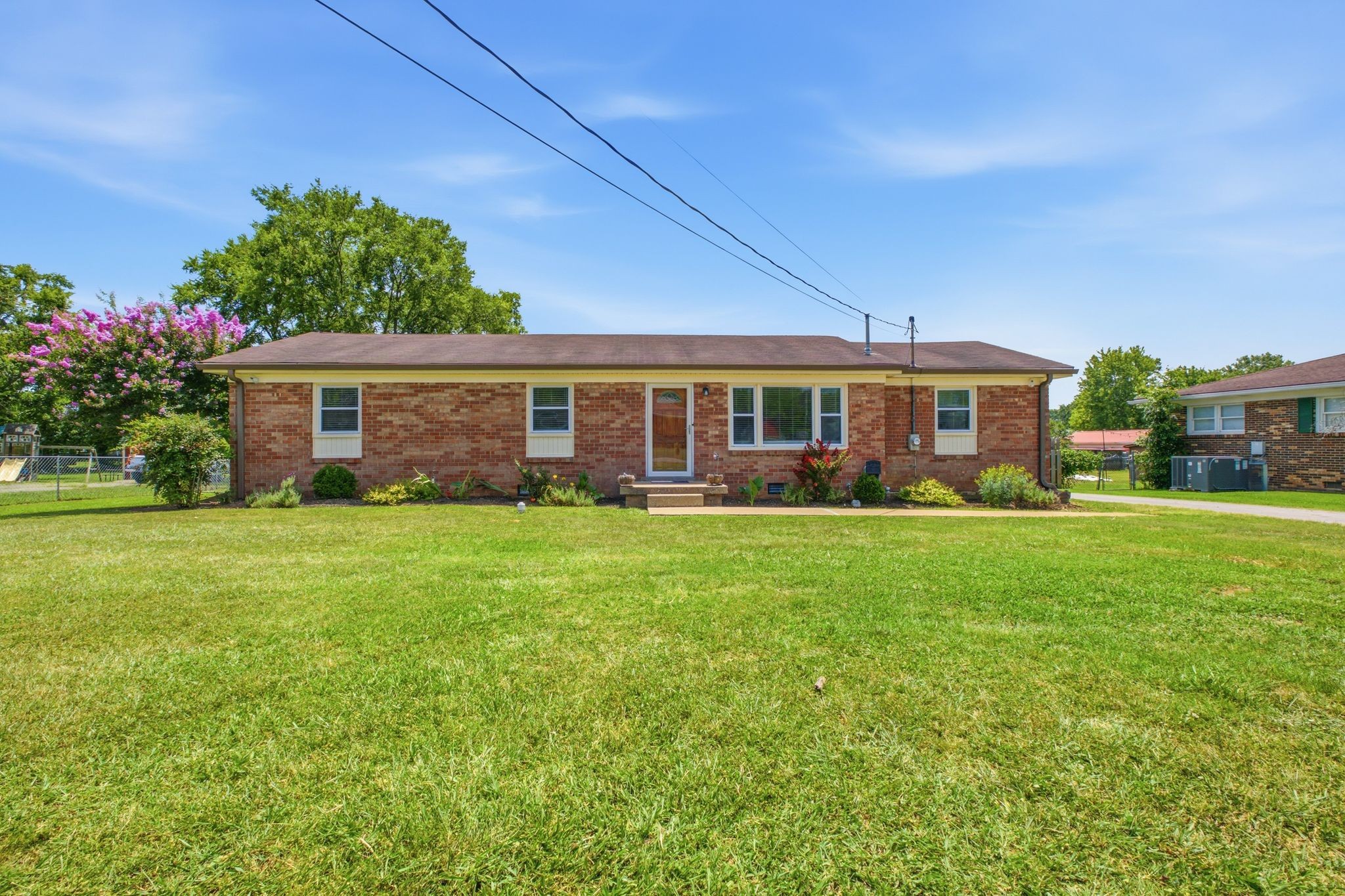 424 Sam Houston Drive Lebanon, TN 37087 - Photo 1 of 31