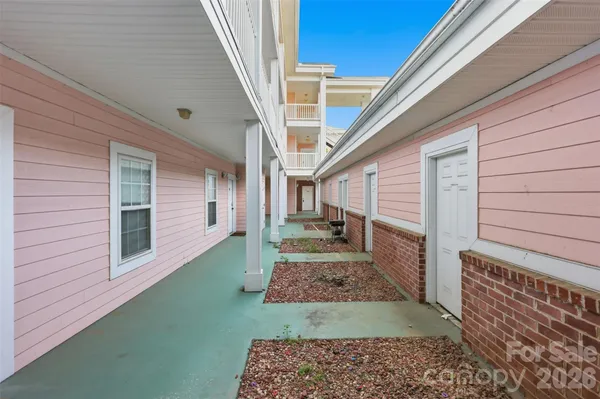 $160,000 | 9054 Meadow Vista Road, Charlotte, NC 28213