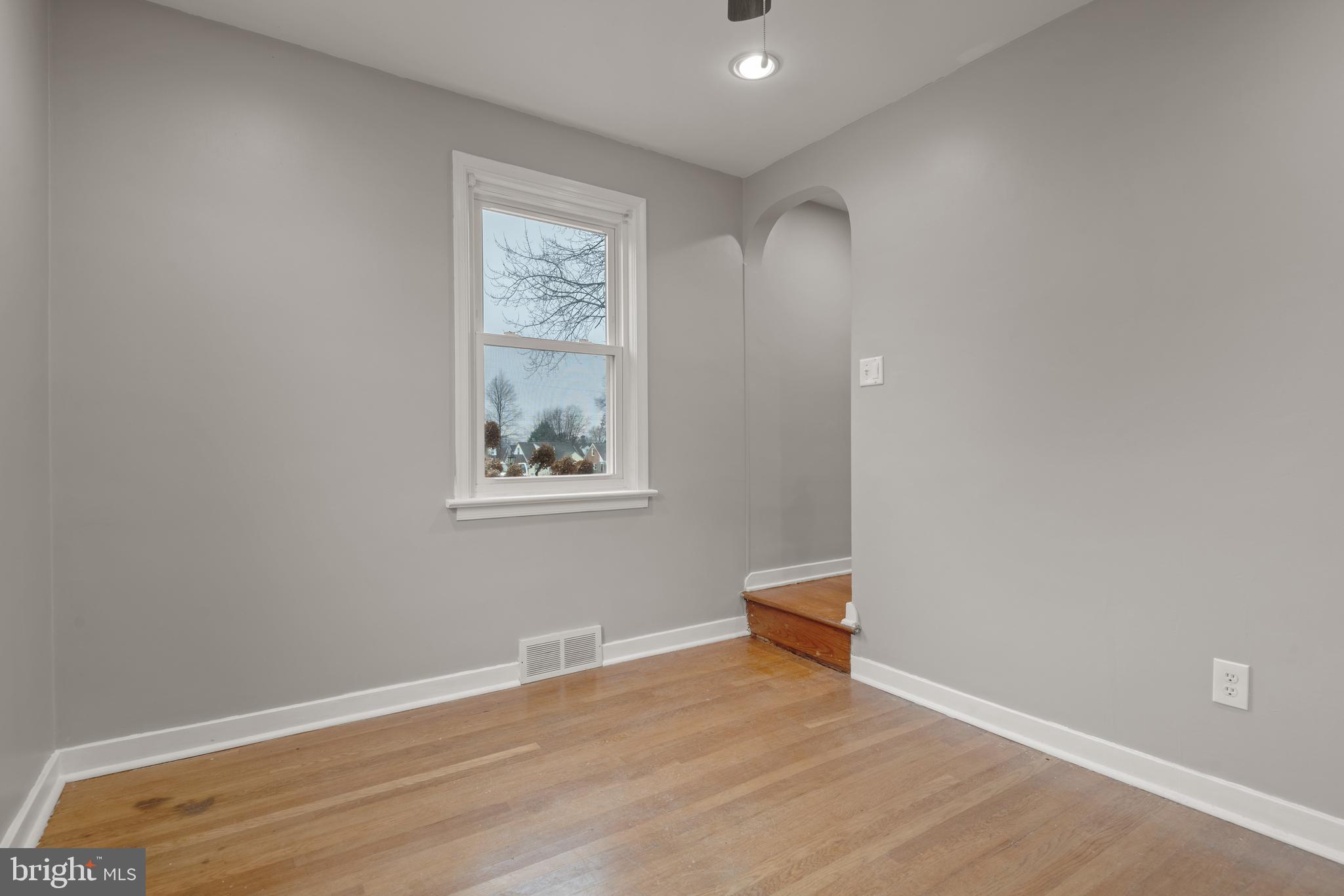 301 Greystone Road York, PA 17402 - Photo 11 of 38 Gallery Image 11