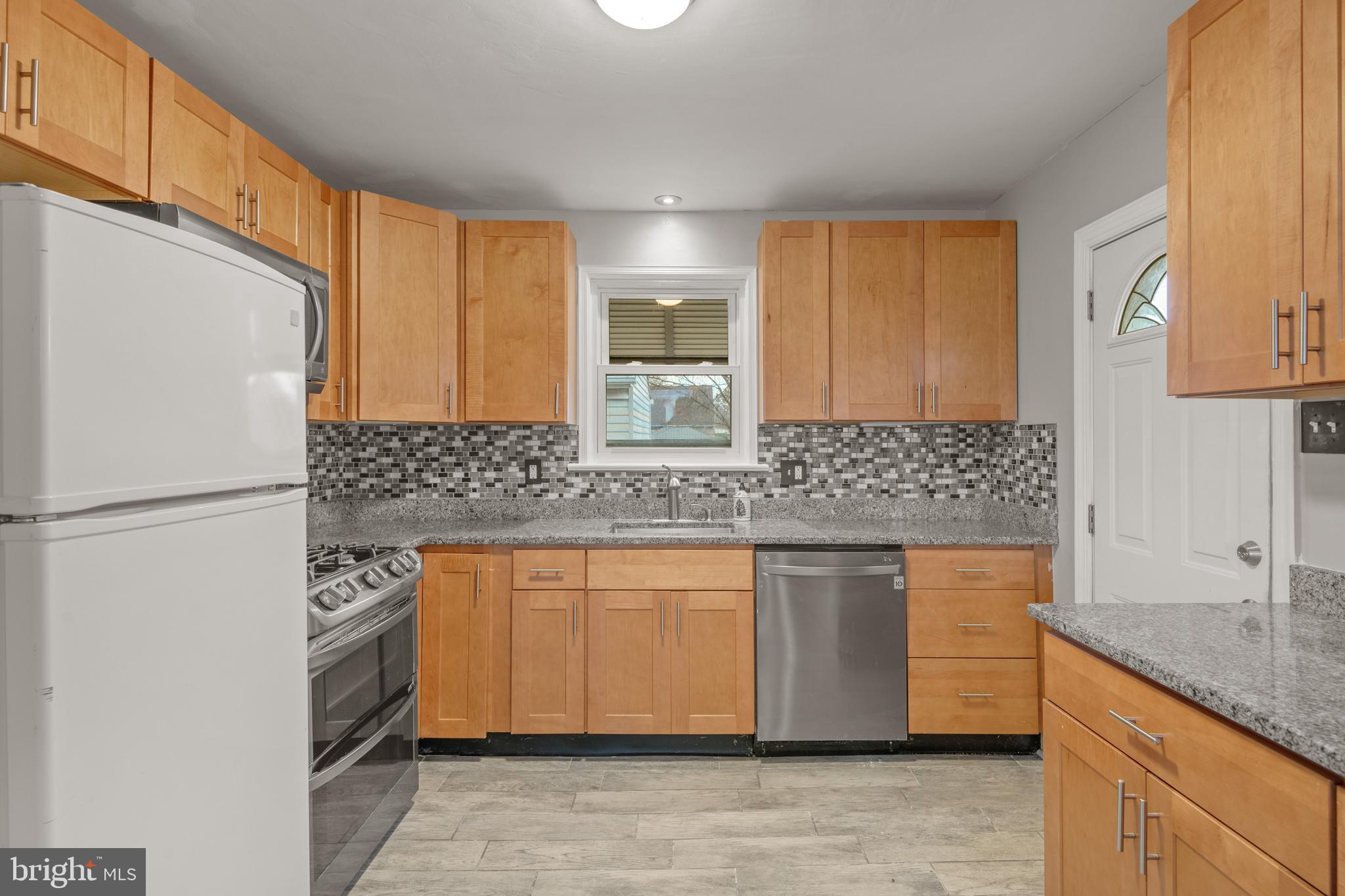 301 Greystone Road York, PA 17402 - Photo 14 of 38 Gallery Image 14