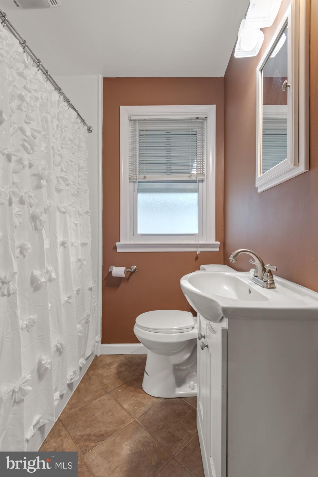 301 Greystone Road York, PA 17402 - Photo 20 of 38 Gallery Image 20