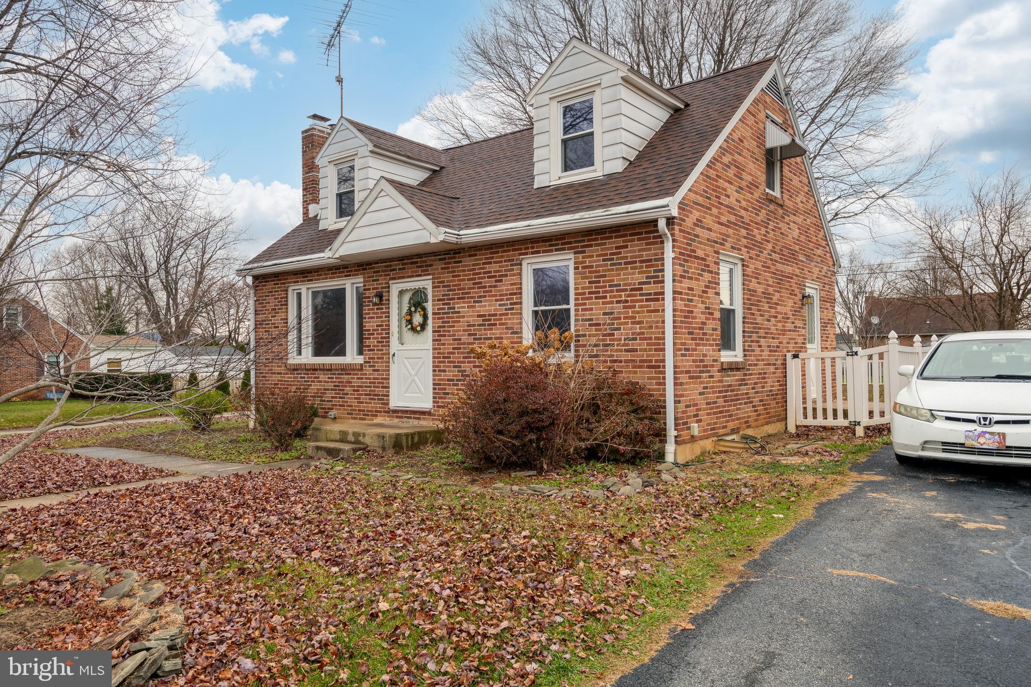 301 Greystone Road York, PA 17402 - Photo 4 of 38 Gallery Image 4