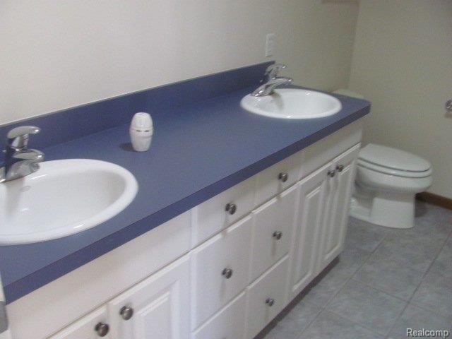 1824 Clark Road Lapeer, MI 48446 - Photo 7 of 15 IMG_9859.jpg