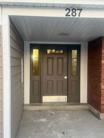 $2,300 | 287 Pembridge Lane, Unit B2, Schaumburg, IL 60193