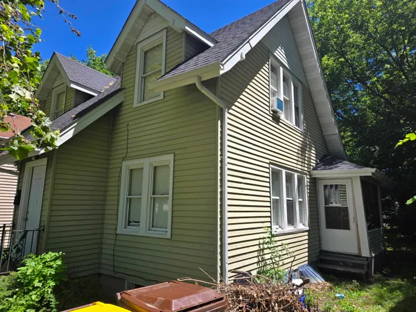 $75,900 | 313 Soper Avenue, Rockford, IL 61101