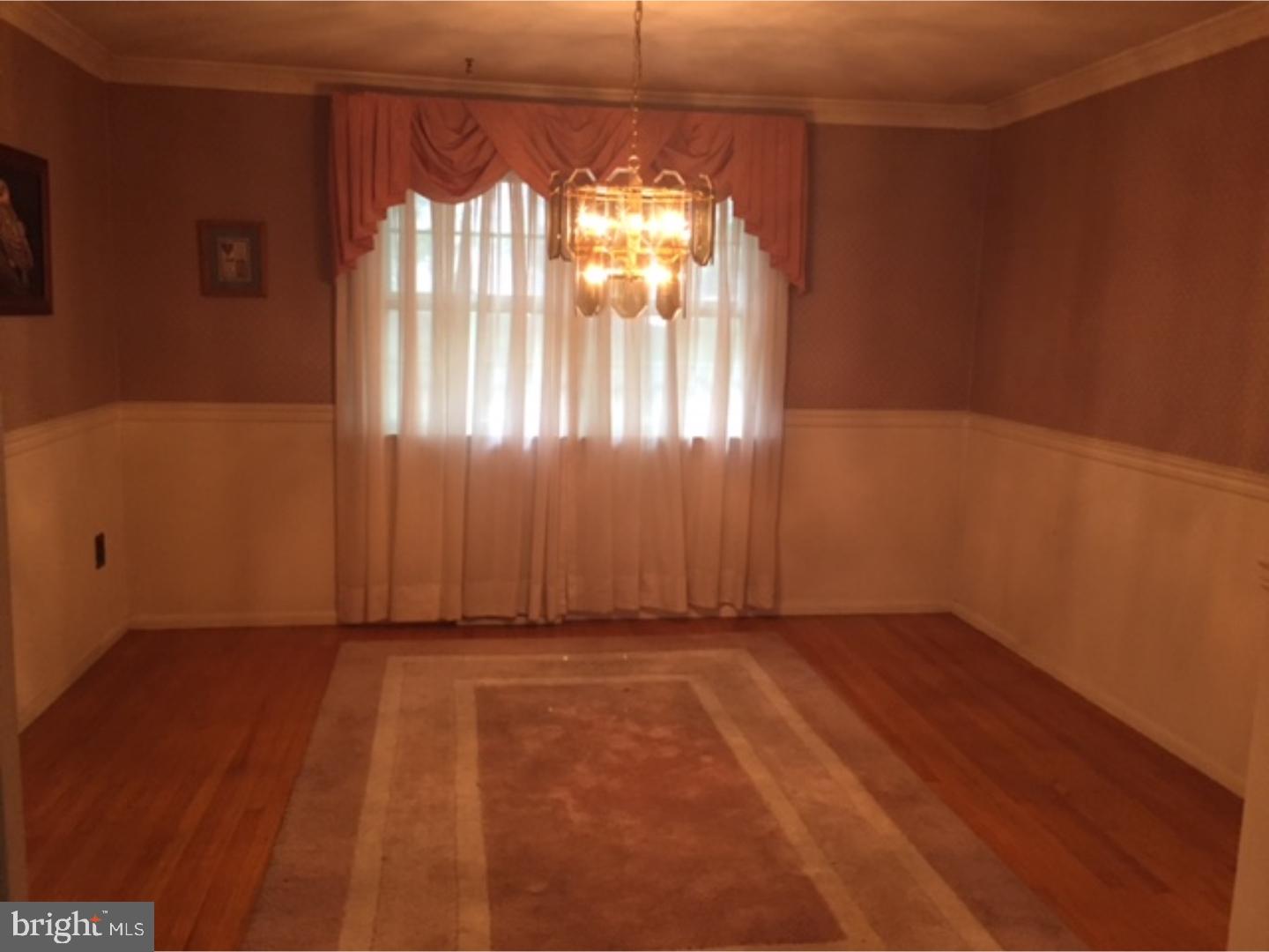 102 Shenandoah Road Cinnaminson, NJ 08077 - Photo 4 of 14 Gallery Image 4