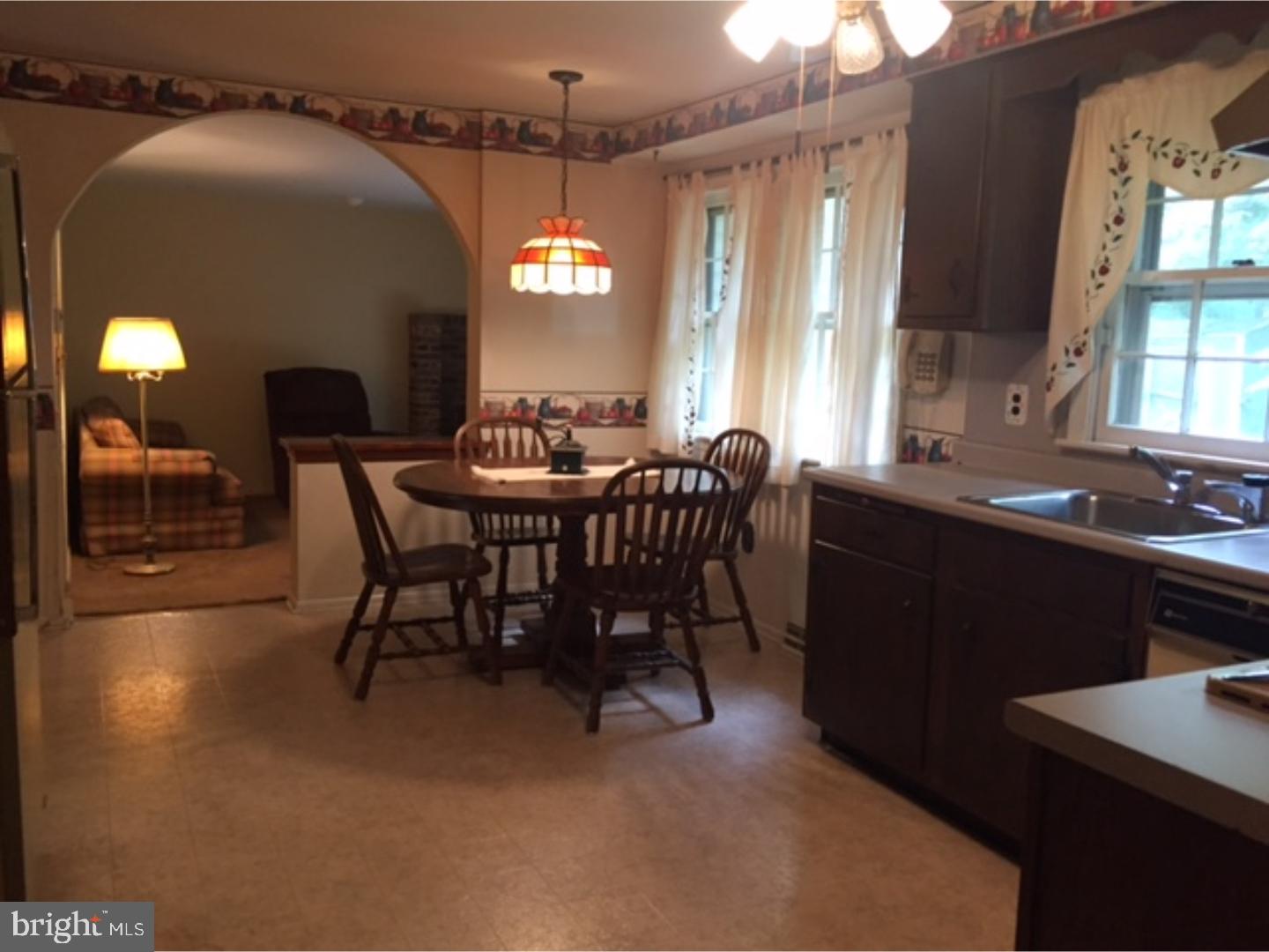 102 Shenandoah Road Cinnaminson, NJ 08077 - Photo 5 of 14 Gallery Image 5