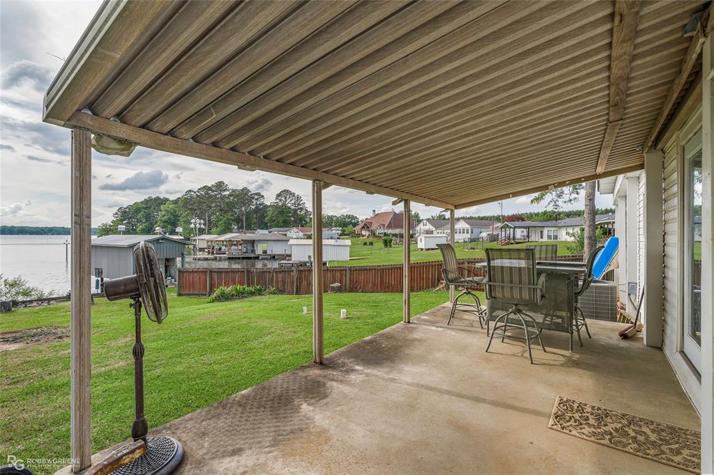 1589 Airport Loop Homer, LA 71040 - Photo 6 of 38