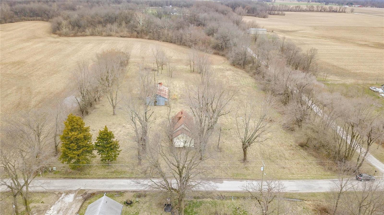 11608 Binney Road New Douglas, IL 62074 - Photo 4 of 24 Gallery Image 4