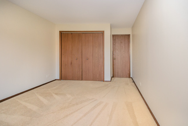 711 South River Road, Unit 409 Des Plaines, IL 60016 - Photo 18 of 25