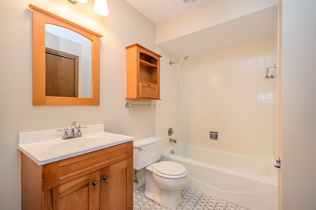 711 South River Road, Unit 409 Des Plaines, IL 60016 - Photo 21 of 25