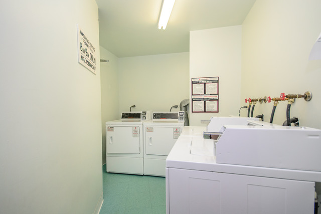 711 South River Road, Unit 409 Des Plaines, IL 60016 - Photo 22 of 25