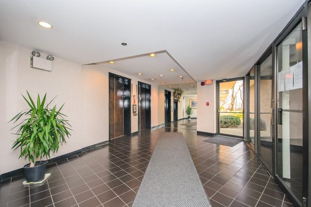 711 South River Road, Unit 409 Des Plaines, IL 60016 - Photo 3 of 25