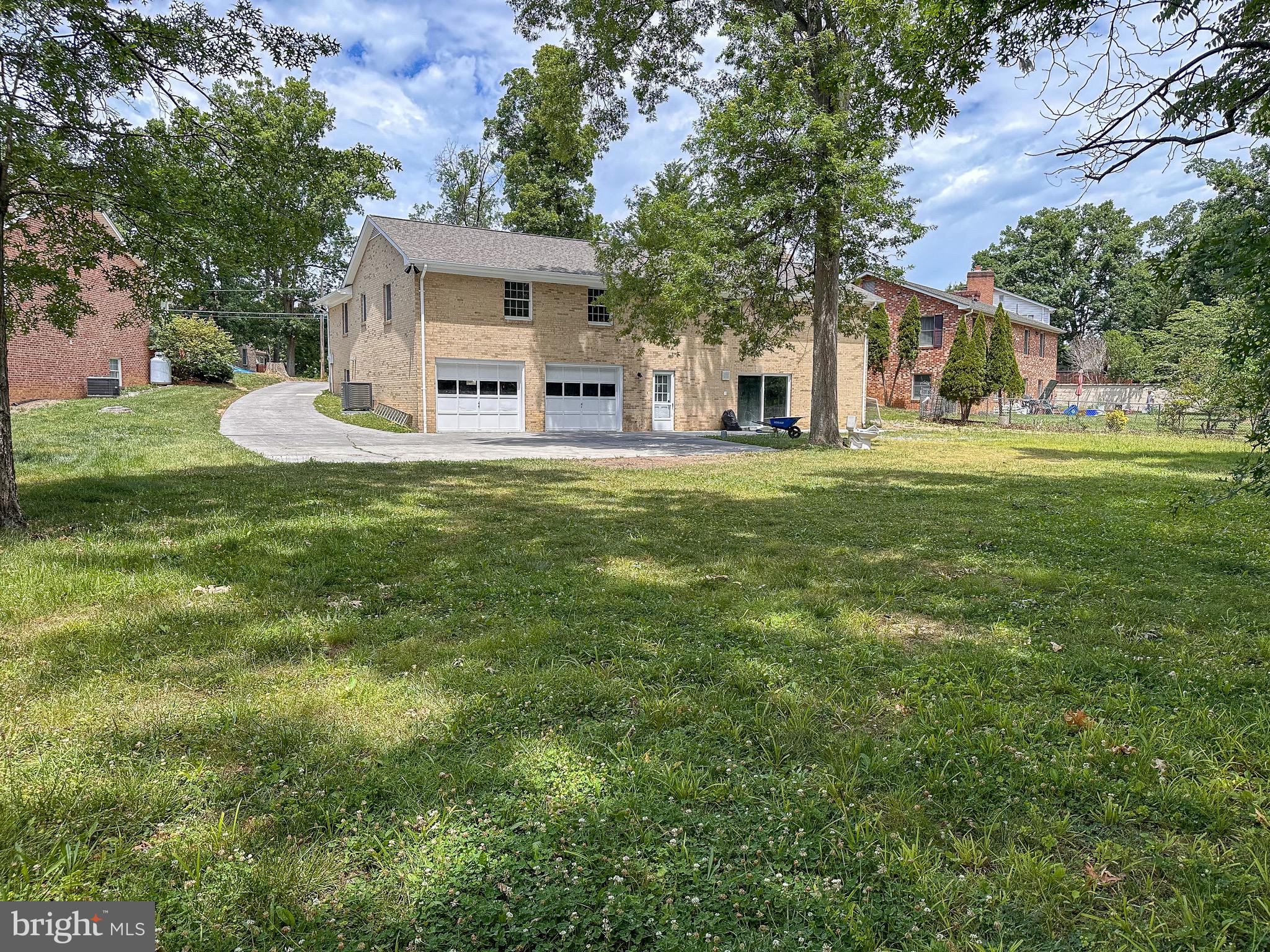 110 Russellcroft Road Winchester, VA 22601 - Photo 3 of 31