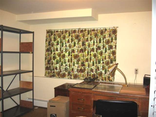 1373 Philomena Road Niskayuna, NY 12309 - Photo 8 of 11 Photo 8