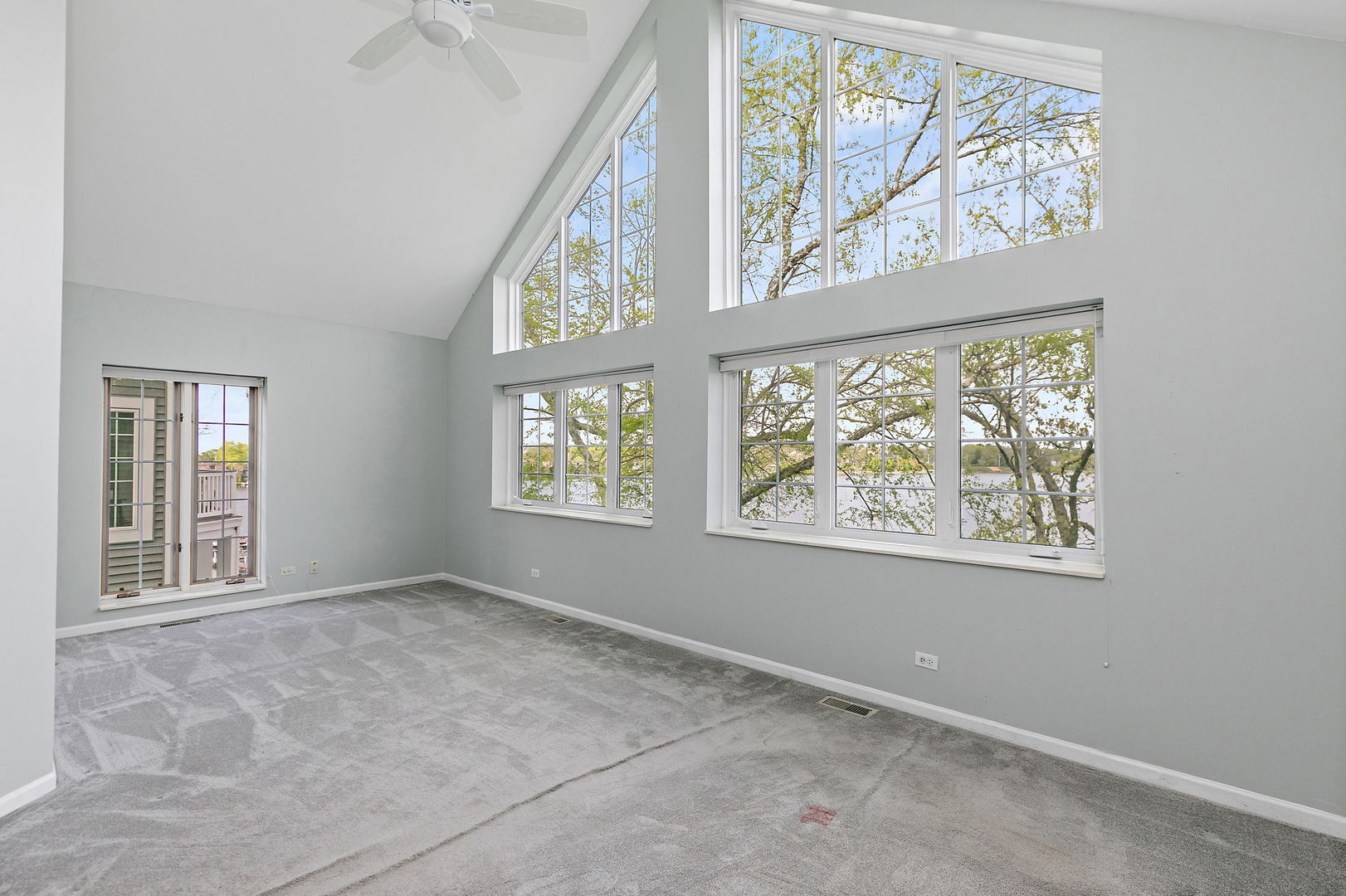 237 Sandy Point Lane Lake Zurich, IL 60047 - Photo 24 of 49