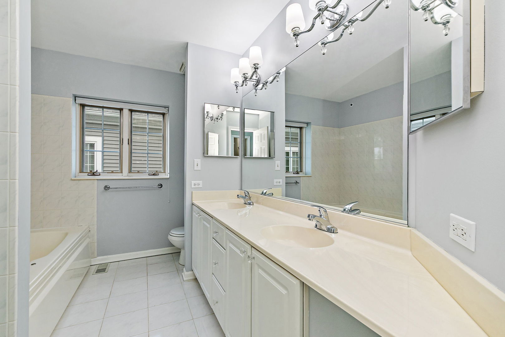 237 Sandy Point Lane Lake Zurich, IL 60047 - Photo 26 of 49