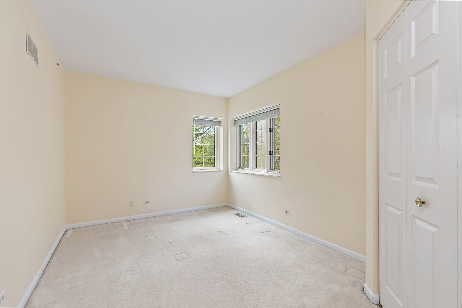 237 Sandy Point Lane Lake Zurich, IL 60047 - Photo 28 of 49