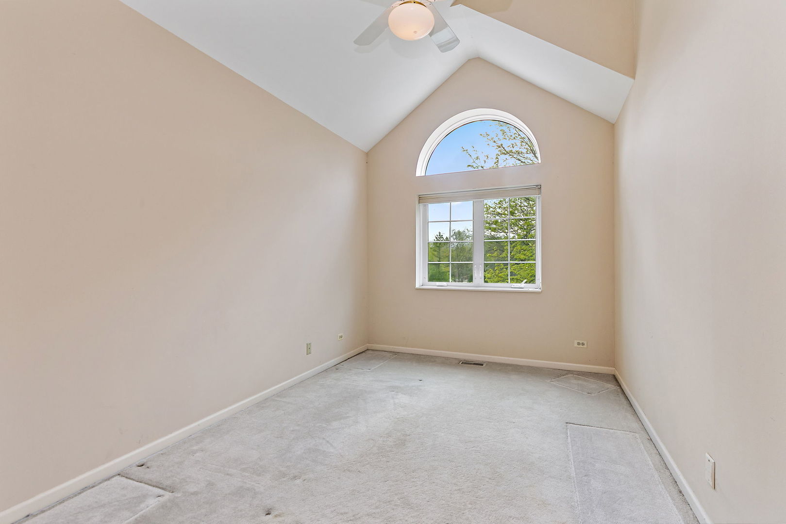 237 Sandy Point Lane Lake Zurich, IL 60047 - Photo 29 of 49