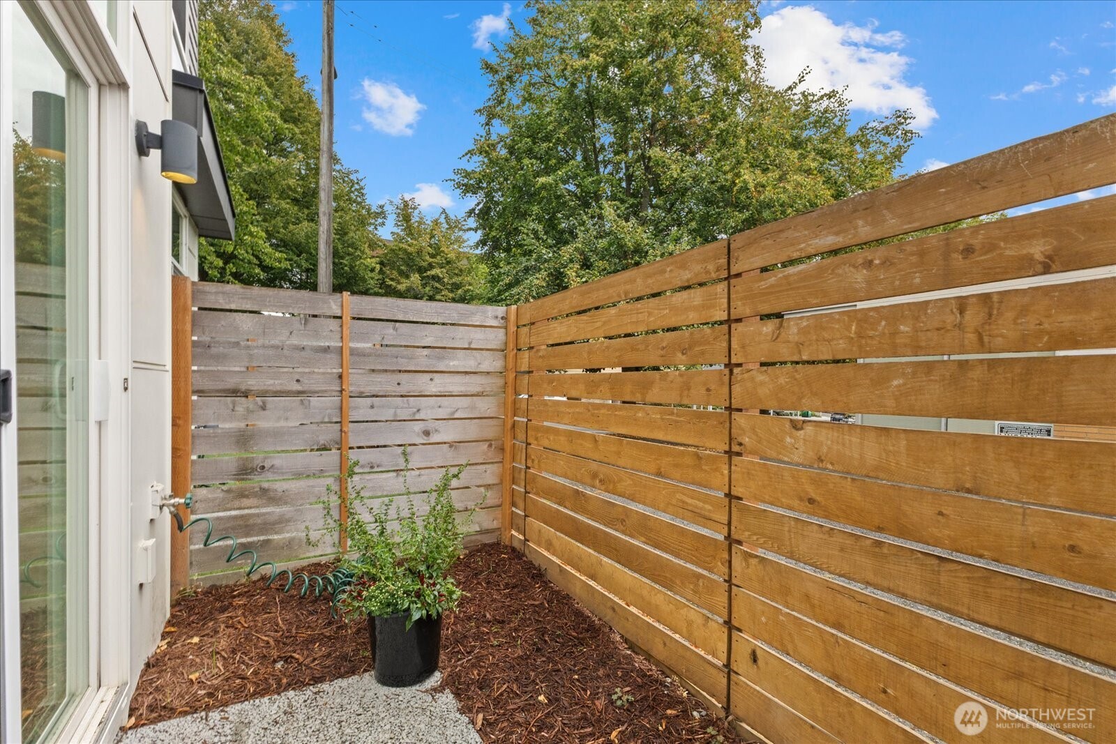 5439 California Avenue Southwest, Unit H Seattle, WA 98136 - Photo 12 of 23 a view of a pathway