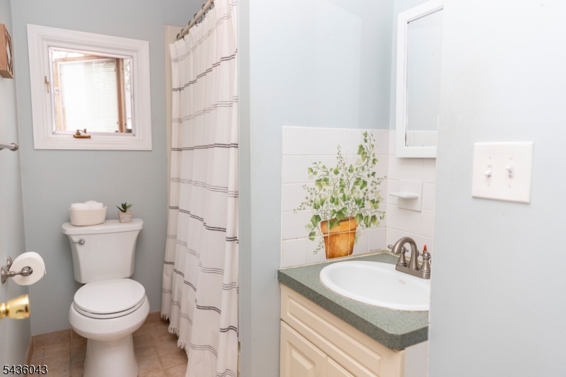 13 Sunset Drive Clark, NJ 07066 - Photo 23 of 27