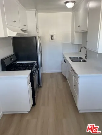 $3,295 | 22852 Pacific Coast Highway, Unit F, Malibu, CA 90265