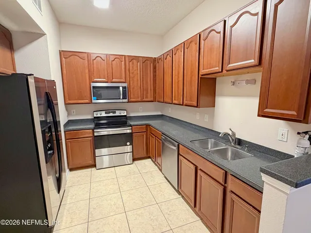 $1,795 | 8212 White Falls Boulevard, Unit 103, Jacksonville, FL 32256