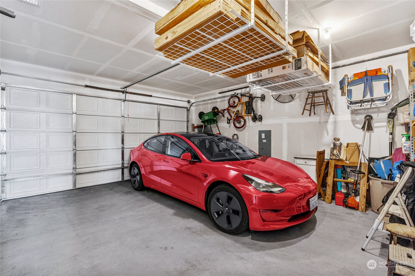 19012 123rd Avenue Southeast Renton, WA 98058 - Photo 34 of 40 a front view of a car garage