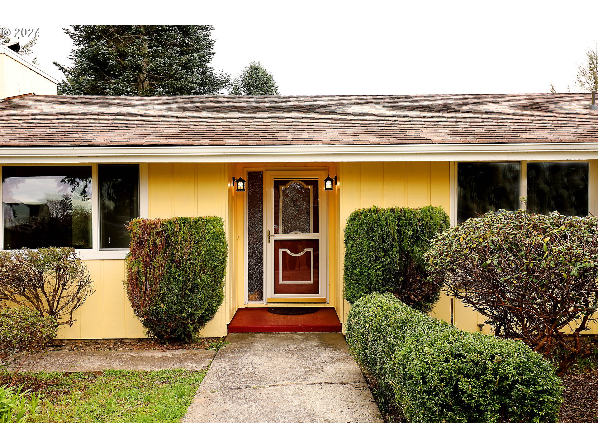 93024 Knappa Dock Road Astoria, OR 97103 - Photo 1 of 29 Gallery Image 1