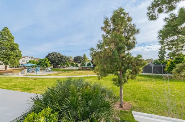 $2,080,000 | 26 Morning Dove, Irvine, CA 92604