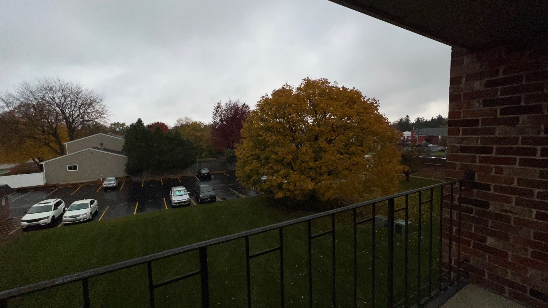 850 South Lorraine Road, Unit 3L Wheaton, IL 60189 - Photo 18 of 21 a view of city from balcony